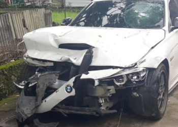 BMW 320i yang menabrak Honda Vario 150 hingga menewaskan mahasiswa fakultas hukum UGM, Argo Ericko Achfandi (19) (ist)