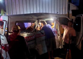 Kondisi Mobil pasca kecelakaan Ambulans dan Truk di Banguntapan Bantul