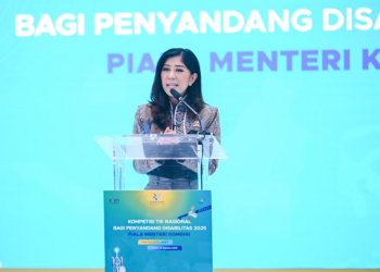Menteri Komunikasi dan Digital Meutya Hafid dalam acara Penganugerahan Kompetisi TIK Nasional bagi Penyandang Disabilitas Tahun 2025 di Hotel Sari Pacific