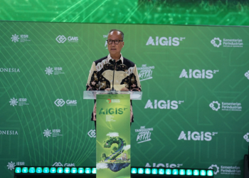 Menteri Perindustrian Agus Gumiwang Kartasasmita pada The 2nd Annual Indonesia Green Industry Summit