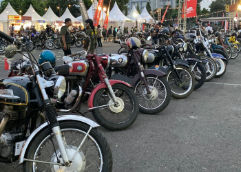 Ribuan biker padati pelataran Mandala Krida di acara Djogja Antique Day 2025