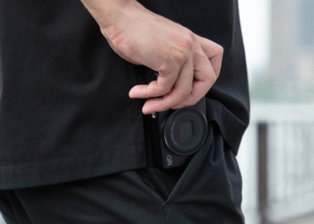 Ricoh GR IV Resmi Meluncur, Kamera Saku Favorit Street Photographer