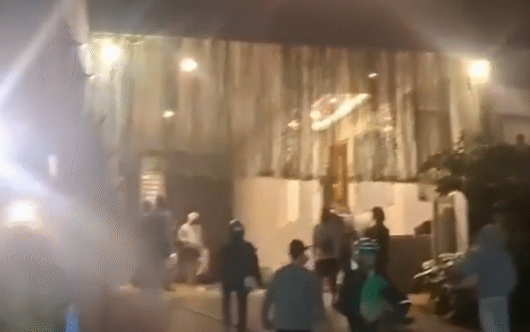 Rumah Diduga Milik Menkeu Sri Mulyani Dijarah Massa Usai Demo Ricuh