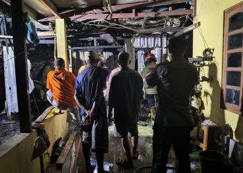 Situasi pasca kebakaran gudang di Sanden, Bantul. Api berhasil dipadamkan berkat bantuan warga dan tim Damkar Bantul