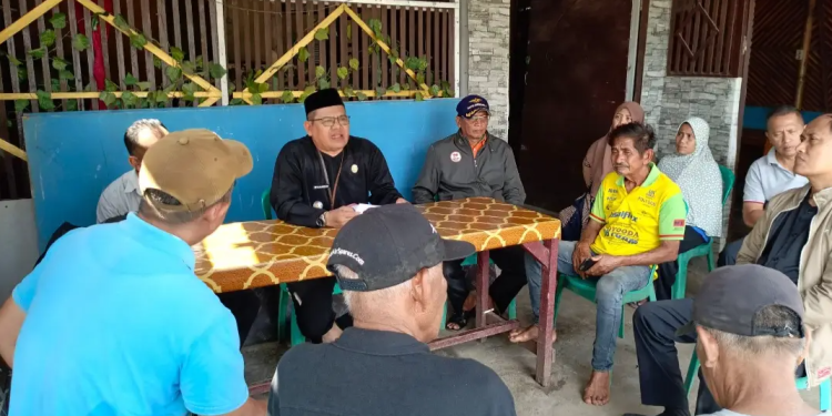 Sosialisasi rencana pembongkaran bangli yang berada di sepanjang Jalan Terminal Jatijajar