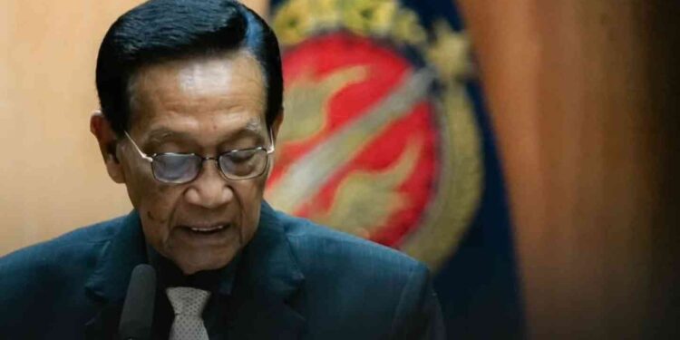 Foto Gubernur DIY Sri Sultan Hamengku Buwono X