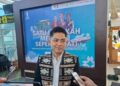 General Manager PT Angkasa Pura Indonesia Cabang Bandara El Tari Kupang Aidhil Philip Julian memberikan keterangan kepada wartawan di Kupang
