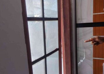 Jendela kamar korban yang diduga menjadi jalur pelaku melarikan diri usai melakukan aksi cabul di wilayah Timbulharjo, Sewon, Bantul