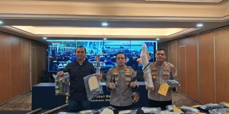 Kabid Humas Polda Metro Jaya Kombes Pol Ade Ary saat jumpa pers di Jakarta