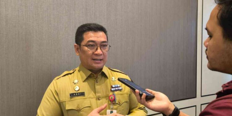 Sekretaris Daerah Provinsi (Sekdaprov) Riau, Syahrial Abdi