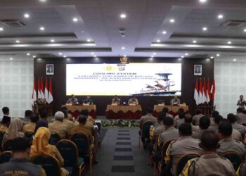 Suasana Forum Dialog Kamtibmas yang digelar Polres Kulon Progo bersama TNI, Forkompimda, dan masyarakat di Aula Adikarta, Pemkab Kulon Progo, Selasa (16/9/2025). Kegiatan ini bertujuan memperkuat sinergi menjaga kondusifitas wilayah.