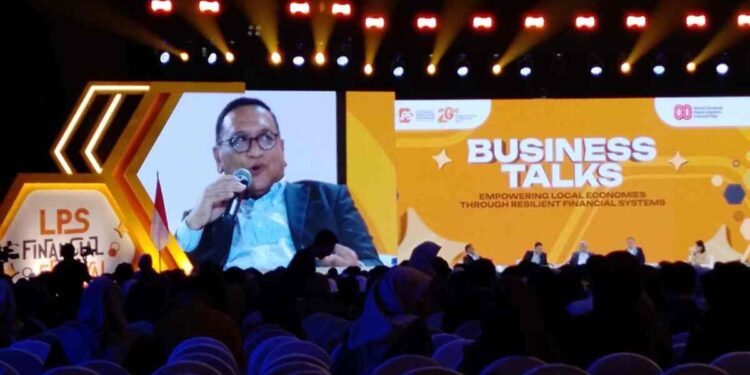 Ilustrasi anggota Dewan Komisioner LPS Didik Madiyono saat menjadi narasumber dalam acara Business Talk LPS. (Foto: Ismadi Amrin/InfoPublik)