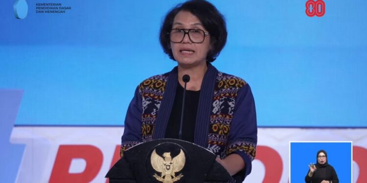 Sekretaris Jenderal Kementerian Pendidikan Dasar dan Menengah (Kemendikdasmen) Suharti. (Foto: Pasha Yudha Ernowo Infopublik.id/Youtube Kemendikdasmen)