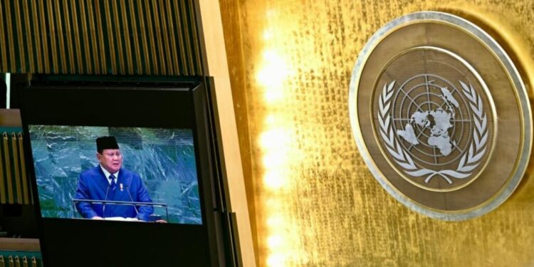 Presiden Prabowo Subianto menyampaikan pidatonya pada Sidang Majelis Umum ke-80 Perserikatan Bangsa-Bangsa (PBB) di New York, Amerika Serikat, pada Selasa, 23 September 2025. Foto: BPMI Setpres/Laily Rachev
