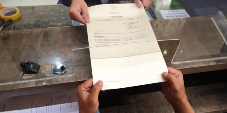 Pada 65 Tahun peringatan hari lahir Undang-Undang Pokok Agraria (UUPA), Kementerian Agraria dan Tata Ruang/Badan Pertanahan Nasional (ATR/BPN) terus menjamin pengelolaan tanah dan ruang bagi masyarakat, salah satunya melalui program Pendaftaran Tanah Sistematis Lengkap (PTSL). (Foto Humas Kementerian ATR/BPN)