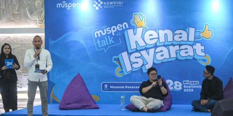 Plt Kepala Museum Penerangan Mashuri Nur dalam acara Muspen Talk: Kenal Isyarat di Museum Penerangan TMII, Jakarta, Minggu (28/9/2025) (Foto: Agus Siswanto/InfoPublik)