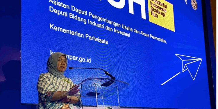 Deputi Bidang Industri dan Investasi Kementerian Pariwisata Rizki Handayani saat sambutan pada acara "Demoday WISH 2025", di The Ritz Carlton Mega Kuningan, Jakarta Selatan, Selasa (21/10/2025).