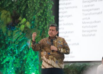 Kepala Badan Penyelenggara Jaminan Produk Halal (BPJPH) Kementerian Agama RI, Ahmad Haikal Hasan menghadiri Rapat Koordinasi Sinkronisasi Program dan Kegiatan Kementerian/Lembaga Pemerintah Non Kementerian dengan Pemerintah Daerah Tahun 2025 di Kampus IPDN Jatinangor, Sumedang, Jawa Barat. (Foto Humas BPJPH)