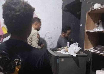 Petugas Kepolisian sedang melakukan penyelidikan kasus pencurian di wilayah bantul