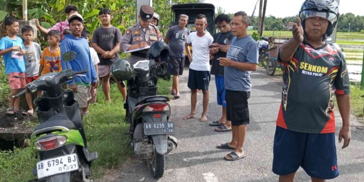Polisi Berada di TKP lokasi kecelakaan di Bantul