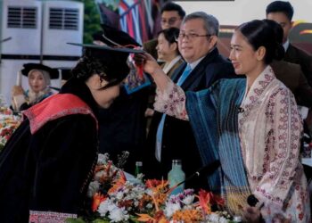 Wakil Menteri Pariwisata Ni Luh Puspa menghadiri wisuda ke-27 Politeknik Pariwisata Medan