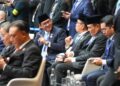 Menteri Perdagangan Republik Indonesia (Mendag RI) Budi Santoso (Busan) mendampingi Presiden Republik Indonesia, Prabowo Subianto, bersama Menko PMK Pratikon dan pejabat tinggi lainnya dalam rangkaian Konferensi Tingkat Tinggi (KTT) ke-47 ASEAN yang digelar di Kuala Lumpur, Malaysia, pada 26–28 Oktober 2025. (Humas Kemendag)