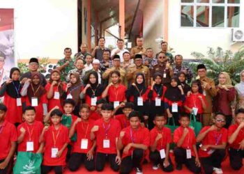 Sekolah Rakyat yang menempati gedung bekas SMPN 15 di Jalan Borobudur diresmikan oleh Wali Kota Tanjungpinang Lis Darmansyah, dan dihadiri Wakil Gubernur Kepri Nyanyang Haris Pratamura, Selasa (30/9/2025). (Foto: tanjungpinangkota.go.id)