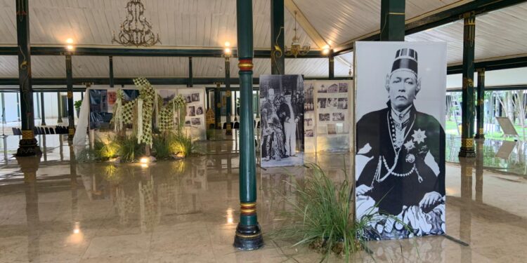 Pameran arsip bertajuk "Renjana Bhuwana" digelar di Pendopo Ambarukmo, Caturtunggal, Depok, Sleman