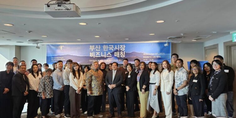 Sekretaris Kementerian Pariwisata, Bayu Aji saat sambutan nya dalam kegiatan Indonesia Business Matching (IBM) 2025, Busan, (4/11/2025).