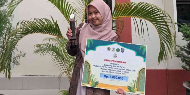 Bangga! Mahasiswa Sistem Informasi UAA Berprestasi di Ajang MTQH Tingkat Provinsi Jawa Tengah