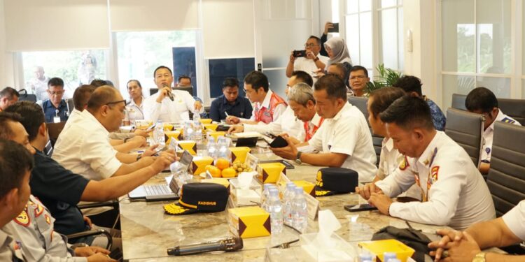 Rapat Pembahasan Kesiapan Penyelenggaraan Angkutan Natal 2025 dan Tahun Baru 2026 di Kabupaten Bogor, Jawa Barat, Senin (10/11/2025). (Foto Humas Kemenhub)