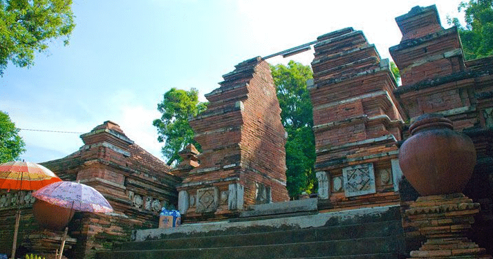 Ilustrasi gambar makam raja imogiri