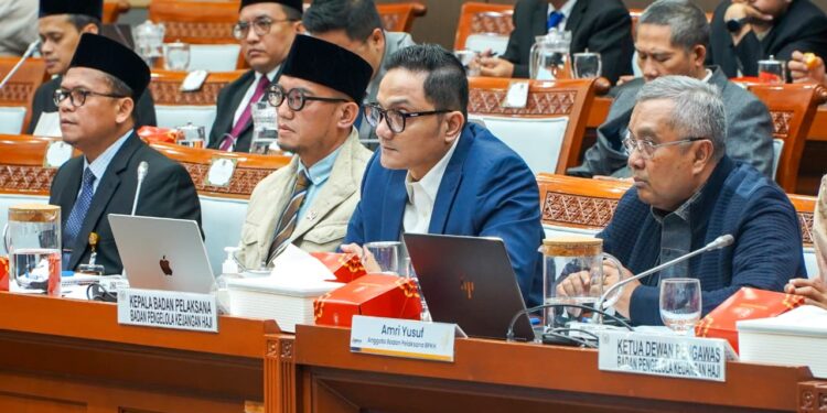 Rapat pembahasan biaya penyelenggaraan ibadah haji di Komisi VIII DPR RI. (Foto: Dok. BPKH)