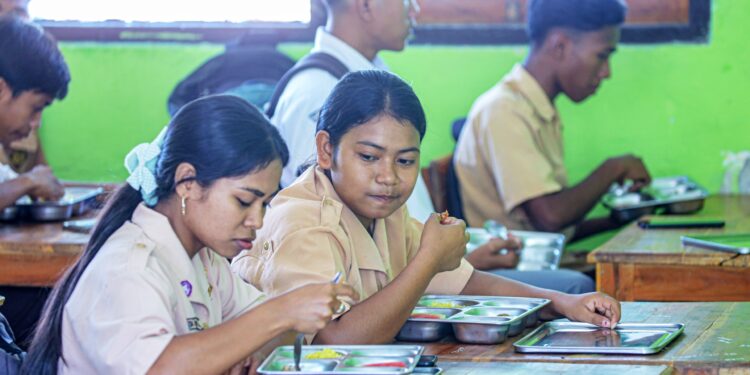 Program Makan Bergizi Gratis Tingkatkan Kesejahteraan di Rote Ndao