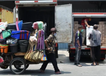 Tingginya Pekerja Informal di Indonesia Cerminkan Kemiskinan Struktural