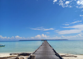 Puspar UGM dan Bapelitbang Berau Usulkan Strategi Pariwisata Berau