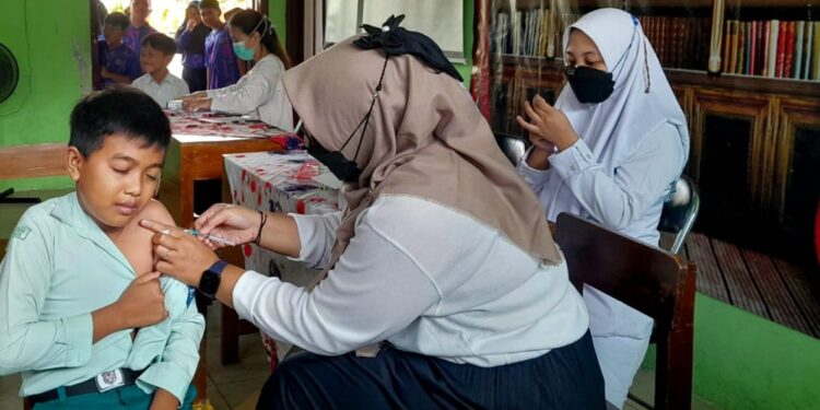 Imunisasi Dt dan Td di SD Negeri Sleman 1: Upaya Bersama Mewujudkan Generasi Sehat
