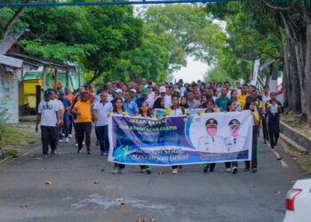 Peringatan HKN ke-61 di Langgur: Jalan Sehat dan Pemeriksaan Kesehatan Gratis