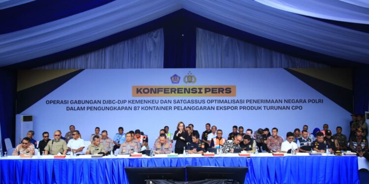 Kapolri dan Pejabat Terkait Ungkap Pelanggaran Ekspor 87 Kontainer Produk CPO