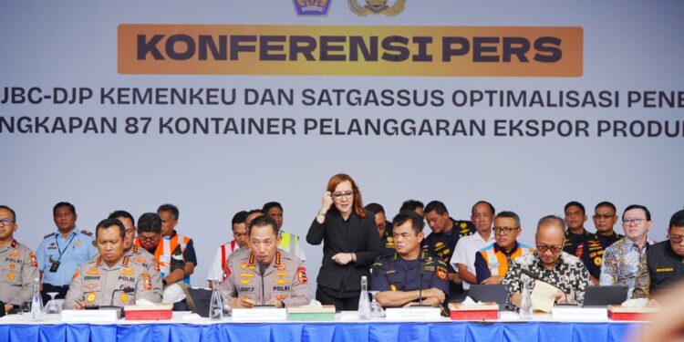 Kapolri Ungkap Pelanggaran Ekspor CPO, Presiden Instruksikan Pengurangan Kerugian Negara