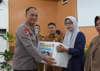 Satbrimob Polda Riau Adakan Bakti Sosial di Hari Jadi ke-80