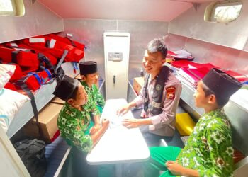 Ditpolairud Polda Bengkulu Adakan Perpustakaan Terapung dan Sambut Kunjungan Siswa SD IT Firdaus