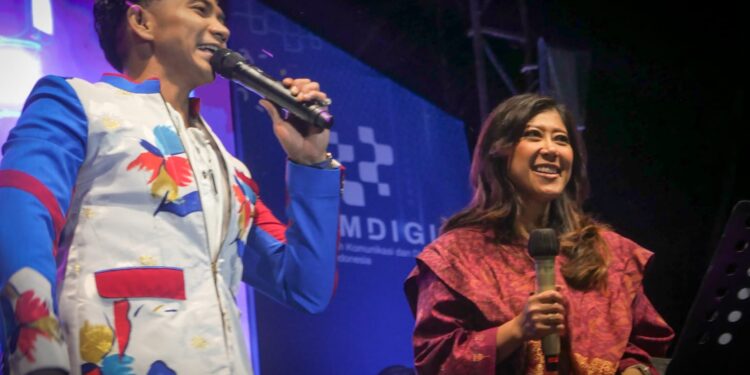 Menkomdigi Dorong Peran Orang Tua dalam Perlindungan Anak di Dunia Digital