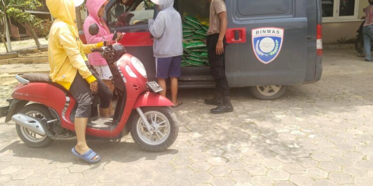 Polres Kutai Timur dan Bulog Distribusikan 2 Ton Beras SPHP