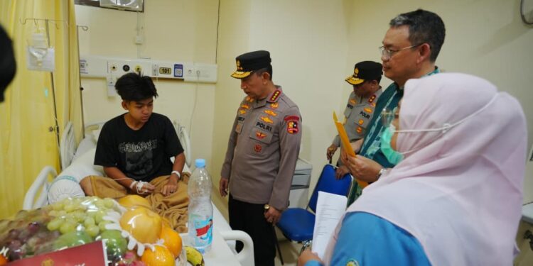 Kapolri: Siswa SMAN 72 Tetap Bersemangat Meski Alami Ledakan