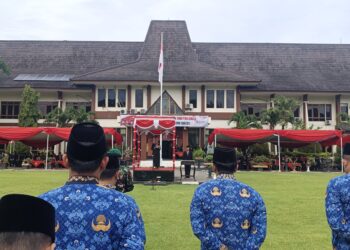 Pemkab Demak Gelar Upacara dan Ziarah untuk Peringati Hari Pahlawan