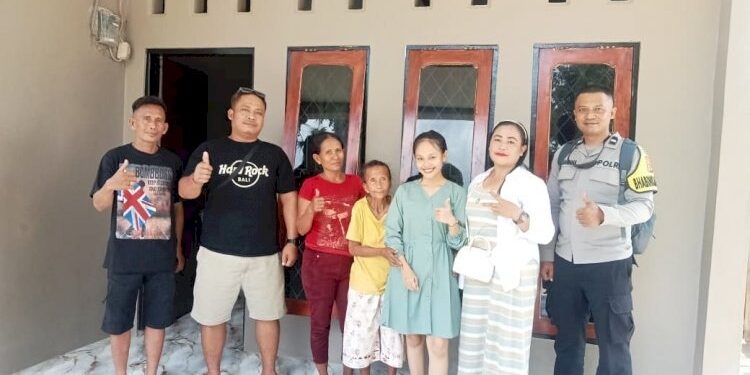 Kapolda NTT Puji Bhabinkamtibmas yang Satukan Kembali Keluarga Setelah 17 Tahun