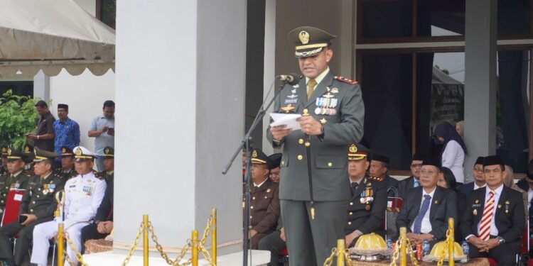 Pemkab Pinrang Gelar Upacara Hari Pahlawan untuk Tingkatkan Nasionalisme