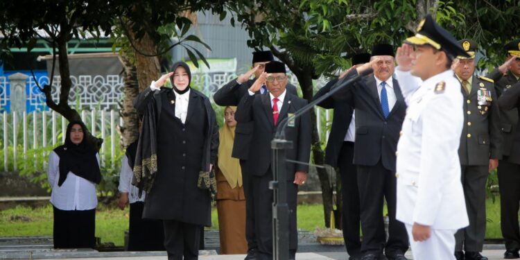 Wali Kota Banda Aceh Hadiri Upacara Ziarah Nasional Hari Pahlawan 2025