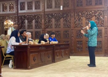 PKK Batang dan Boci Maknyoss Latih Anak Putus Sekolah Kuasai Dunia Digital